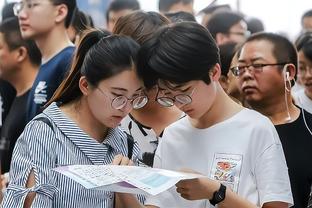 亚历山大：杰伦-威廉姆斯每天都在变得更好 他会成为明星球员